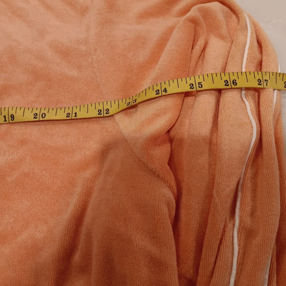 Nike - XL - Coral and White Sweater - Picture 3 of 5